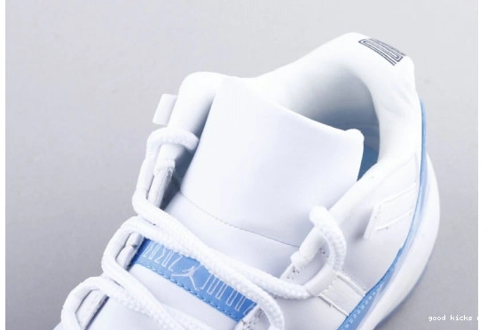 11 528896-106 Blue  Retro University Jordan Low 528896-106 0215